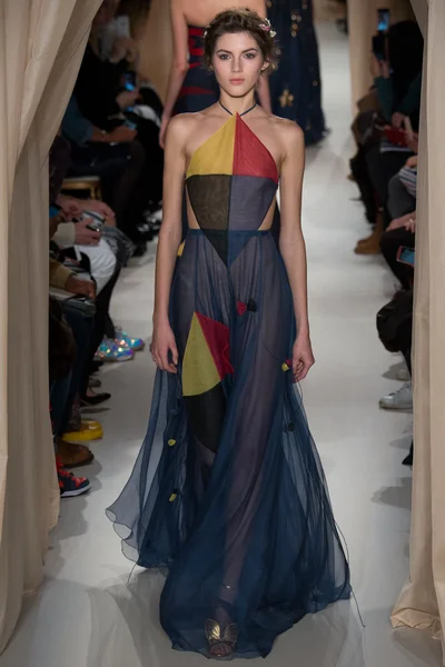 Look 39